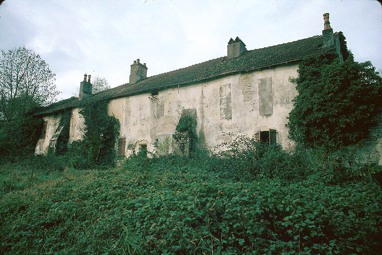 Façade sud-est du bâtiment médiéval