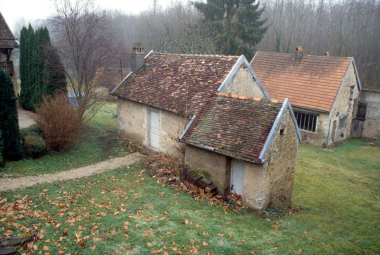 Annexes vues depuis le sud