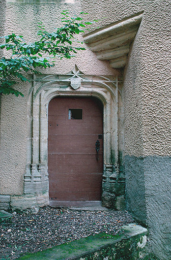 Porte de la tour d'escalier au sud