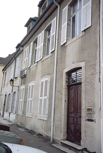 Façade antérieure.