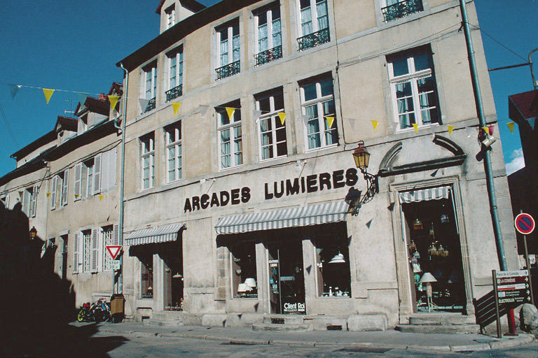 Façade antérieure.