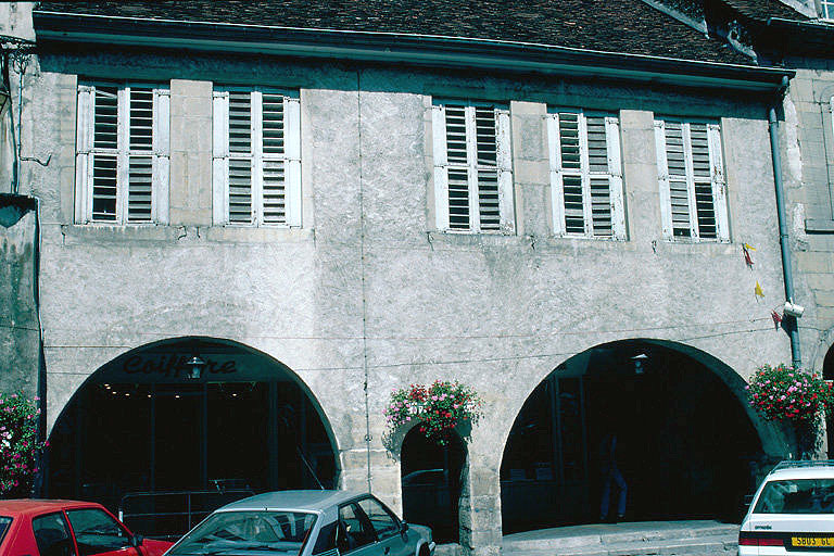 Façade antérieure.