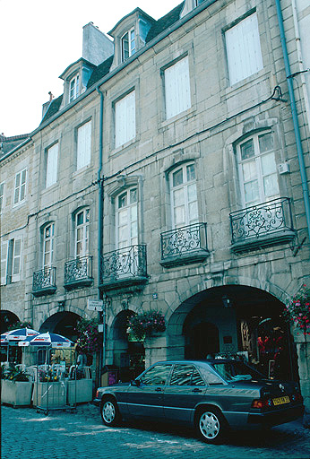 Façade antérieure.