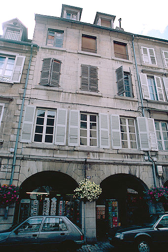 Façade antérieure.