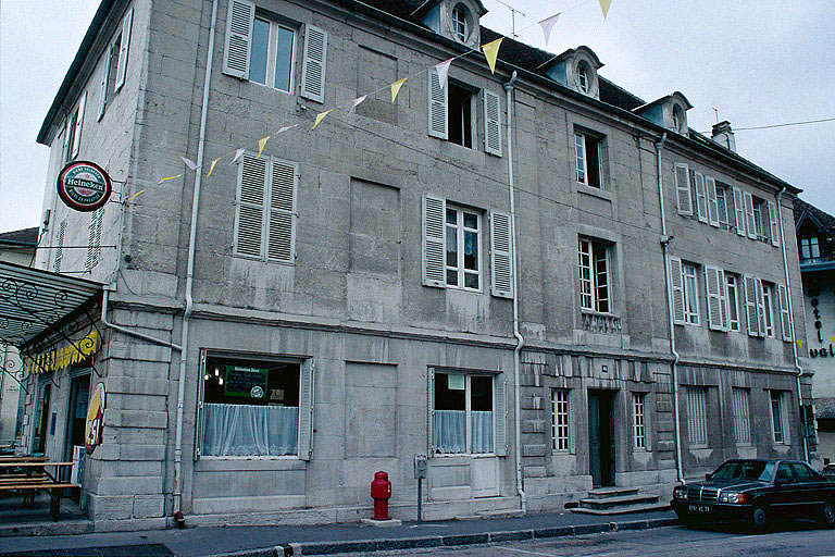 Façade antérieure.