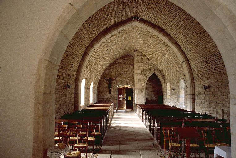 Nef vue depuis le choeur.