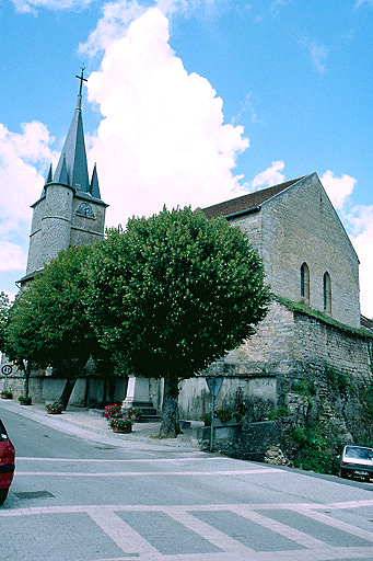 Elévation latérale droite et chevet.