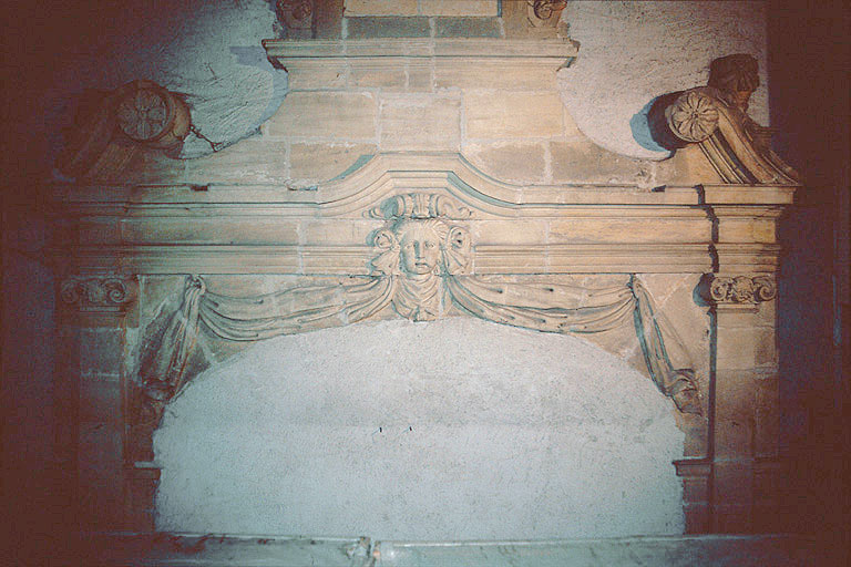 Porte : niveau supérieur.