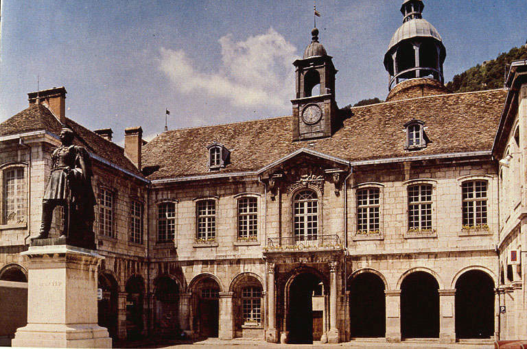 Hôtel de ville