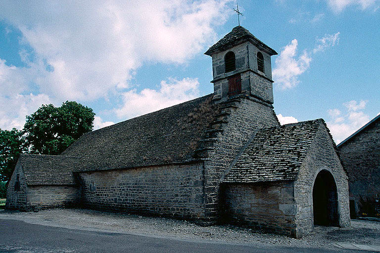 Elévation latérale gauche et façade antérieure.