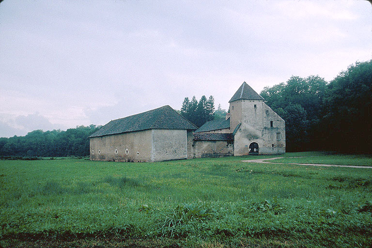 Vue vers l'entrée au nord.