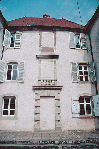 Façade sud : détail.