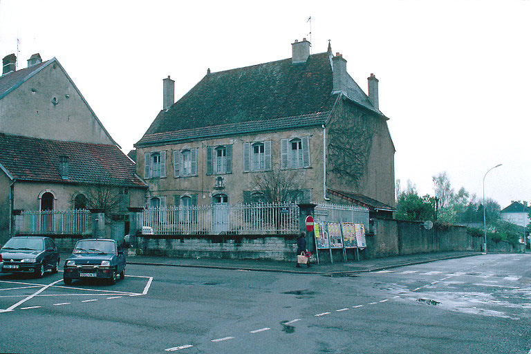 Façade sur cour.