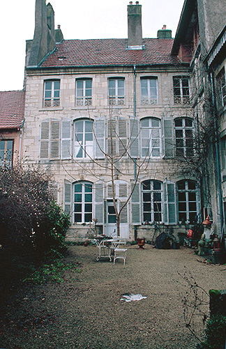 Façade sud côté jardin.