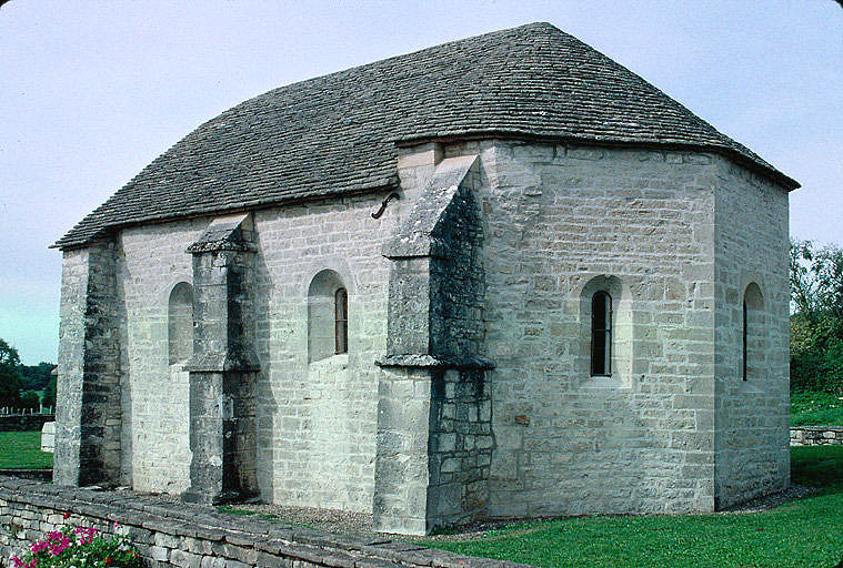 Façade sud et chevet.