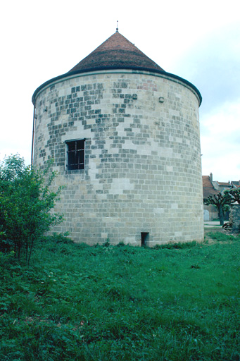 Tour vue du sud.