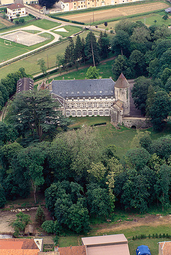 Vue aérienne depuis le sud.