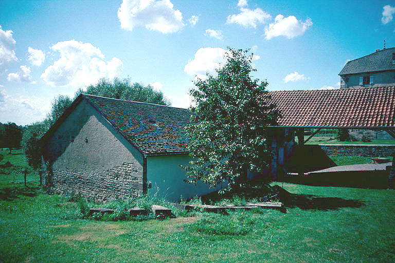 Ferme-distillerie du Petit-Fahys, actuellement écomusée du Petit-Fahys