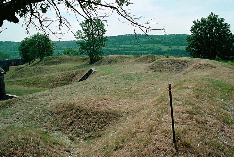 Remparts : banquettes de tir