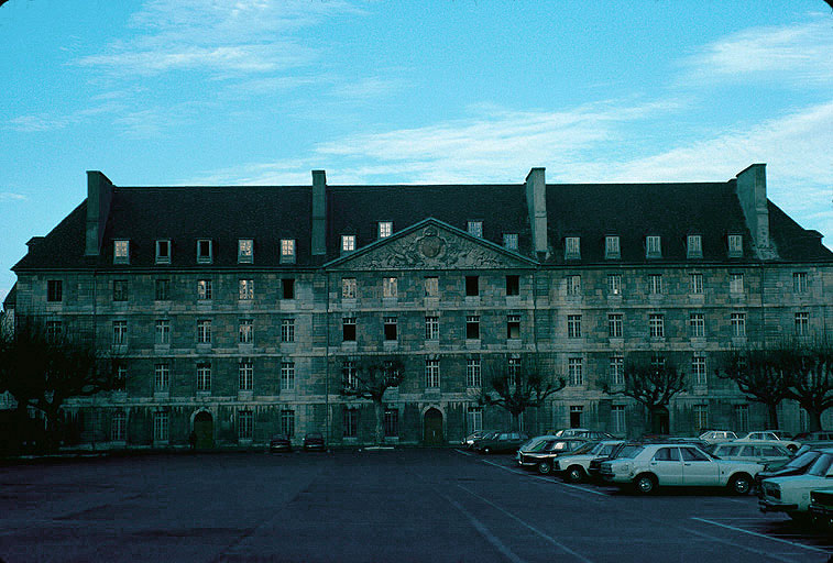 Pavillon St Paul (nord) façade nord