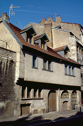 Façade sur rue