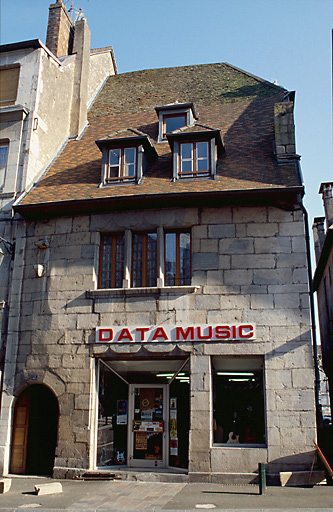 Façade sur rue