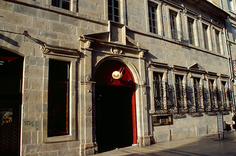 Façade sur rue