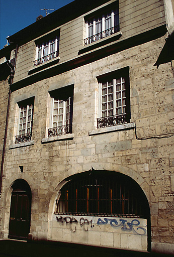 Façade sur rue