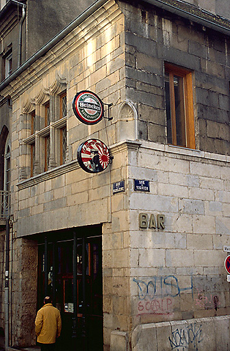 Façades sur les rues