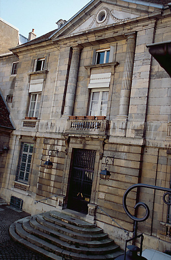 Façades sur cour