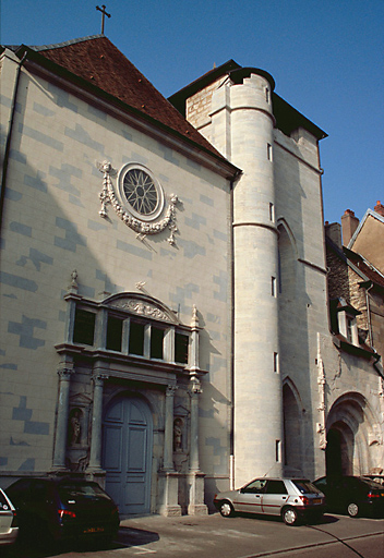 Façade principale ; ensemble