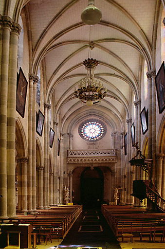 Nef vue du transept