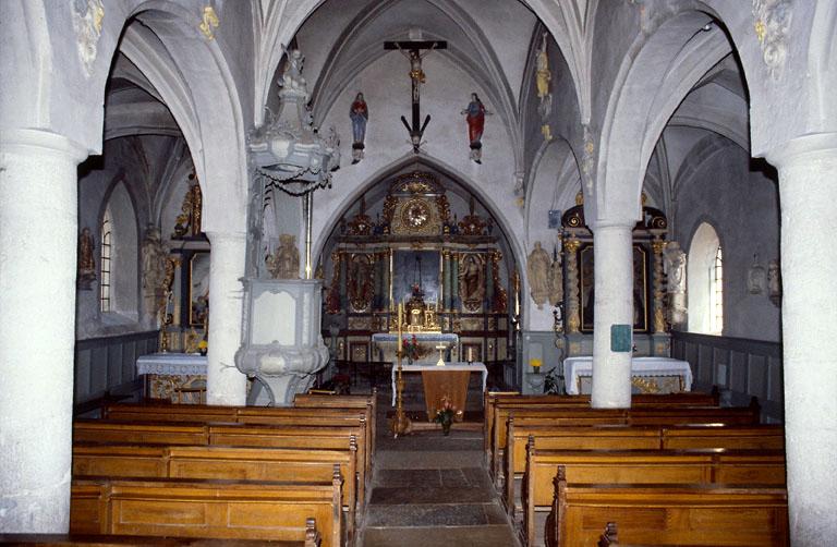 Intérieur vers le choeur