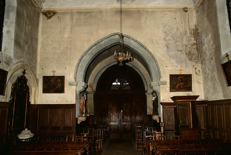 Porche (ancien choeur vu depuis la nef)