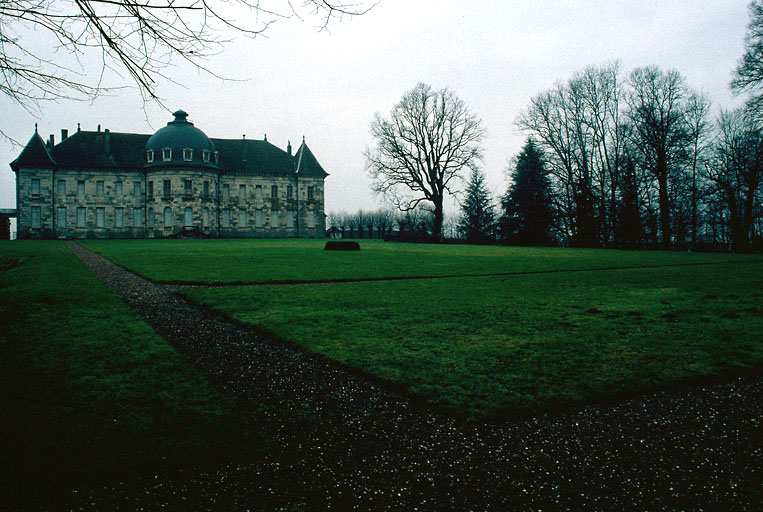 Corps de logis : façade ouest sur le parterre