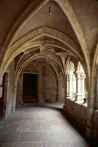 Bâtiments abbatiaux : galerie du cloître