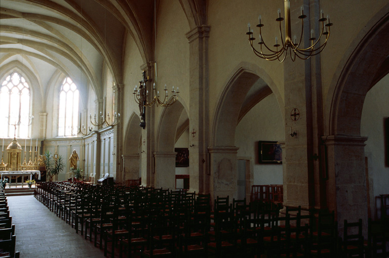 Eglise : élévation droite avec collatéral