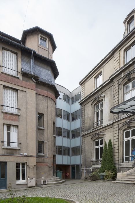 Foyer du Groupe des étudiants catholiques (G.E.C.) du Cours Léopold