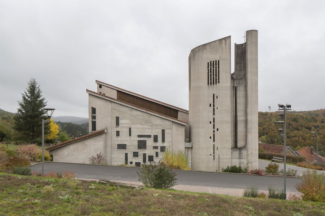 Église paroissiale Sainte-Thérèse-de-l’Enfant-Jésus