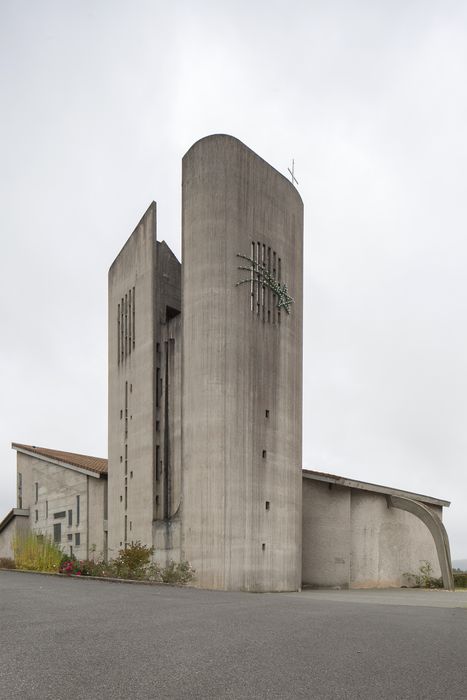 Église paroissiale Sainte-Thérèse-de-l’Enfant-Jésus