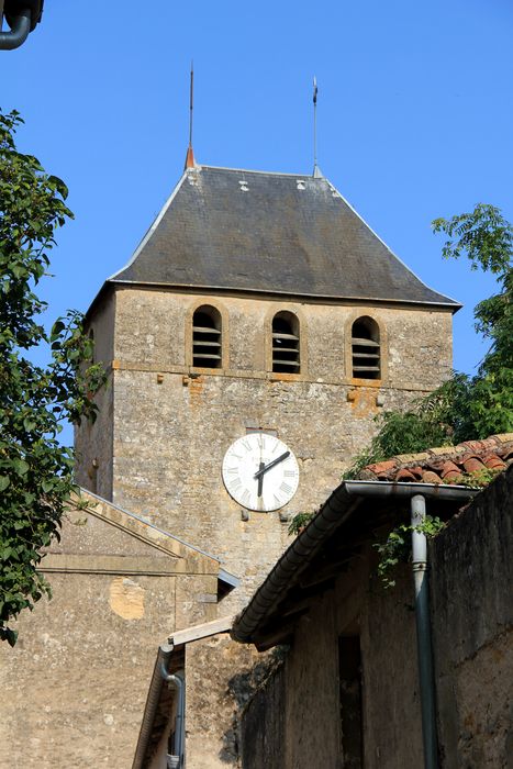 vue partielle du clocher