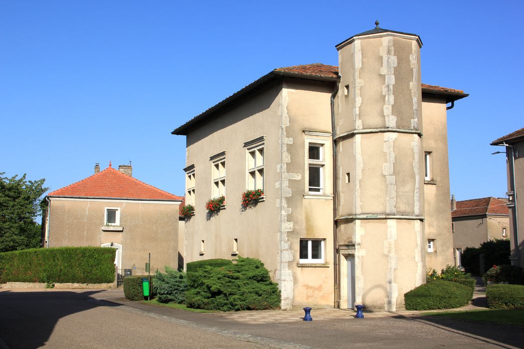 façades sur rue, vue générale