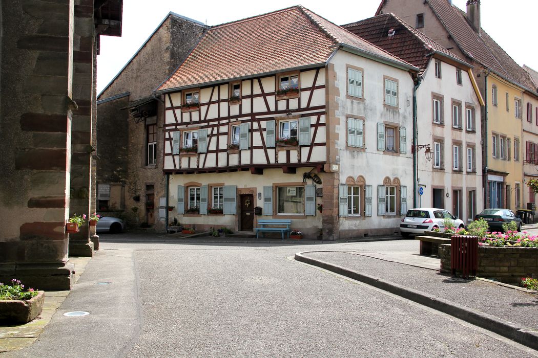 façades sur rues, vue générale