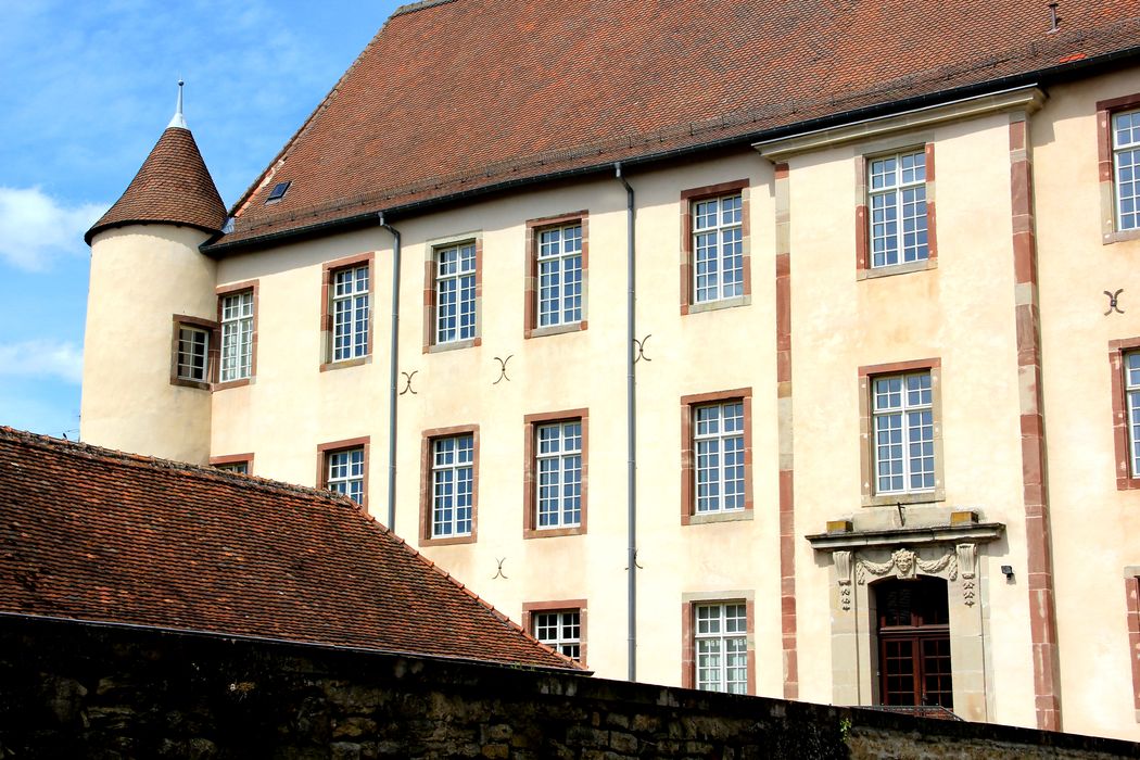 façade sud-ouest, vue partielle