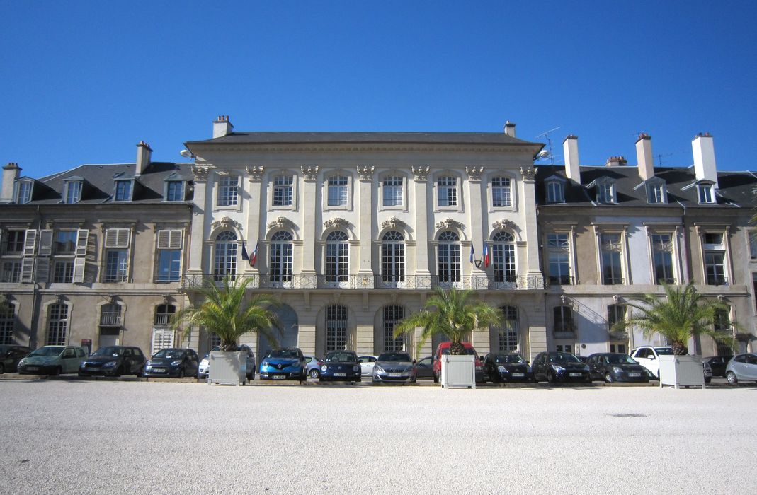 façade antérieure