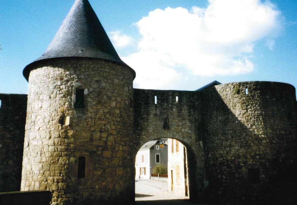 vue partielle des anciennes fortifications