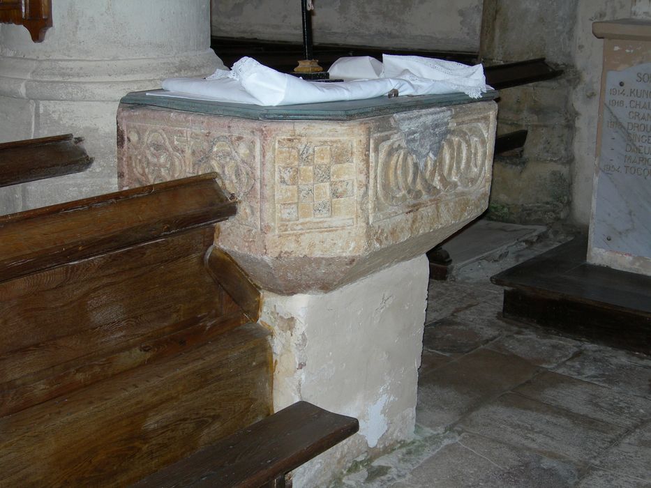 fonts baptismaux