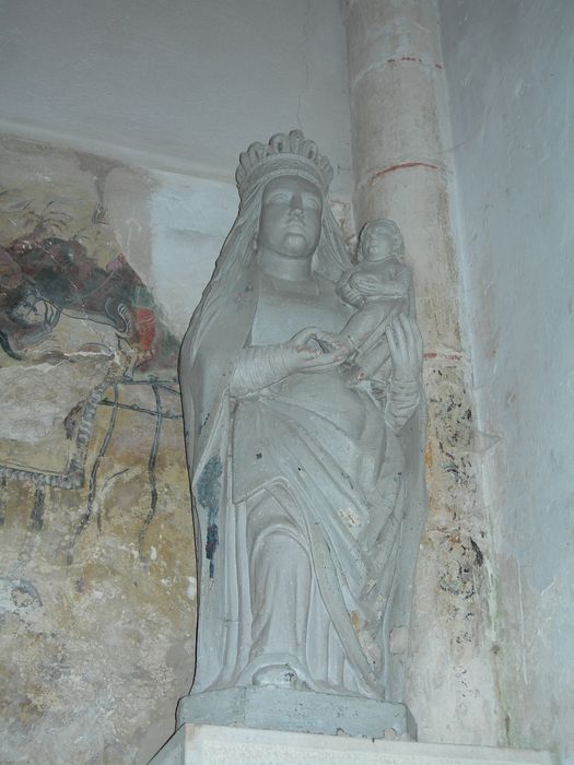 statue : Vierge à l'Enfant