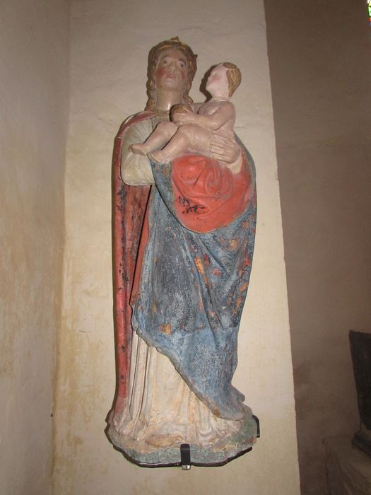 statue : Vierge à l'Enfant