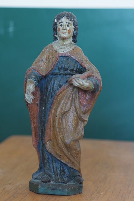 statuette : Saint tenant un livre de la main gauche